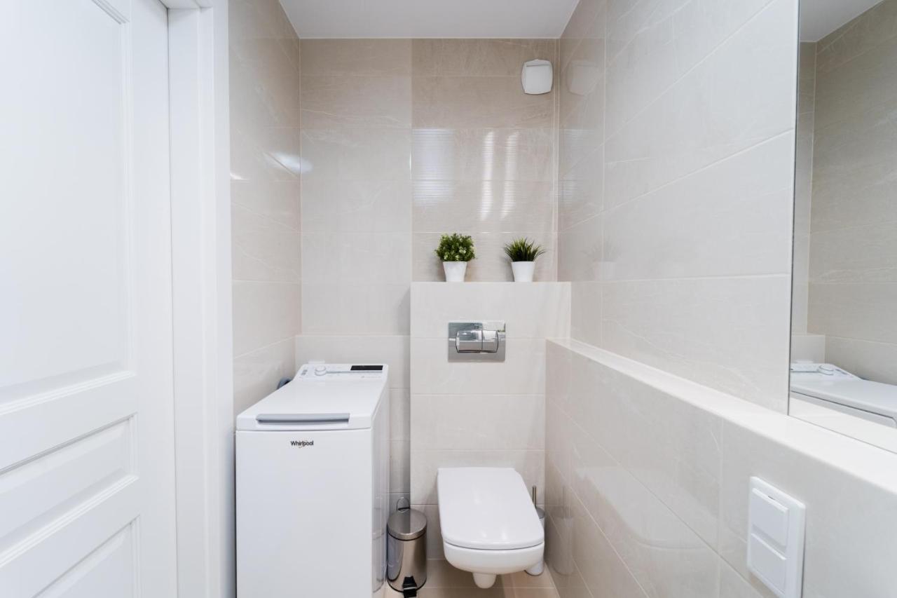 Wroclaw City Square Apartment Exterior photo